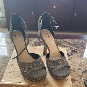 Mix No. 6 Glittering Silver Peep-Toe Heels